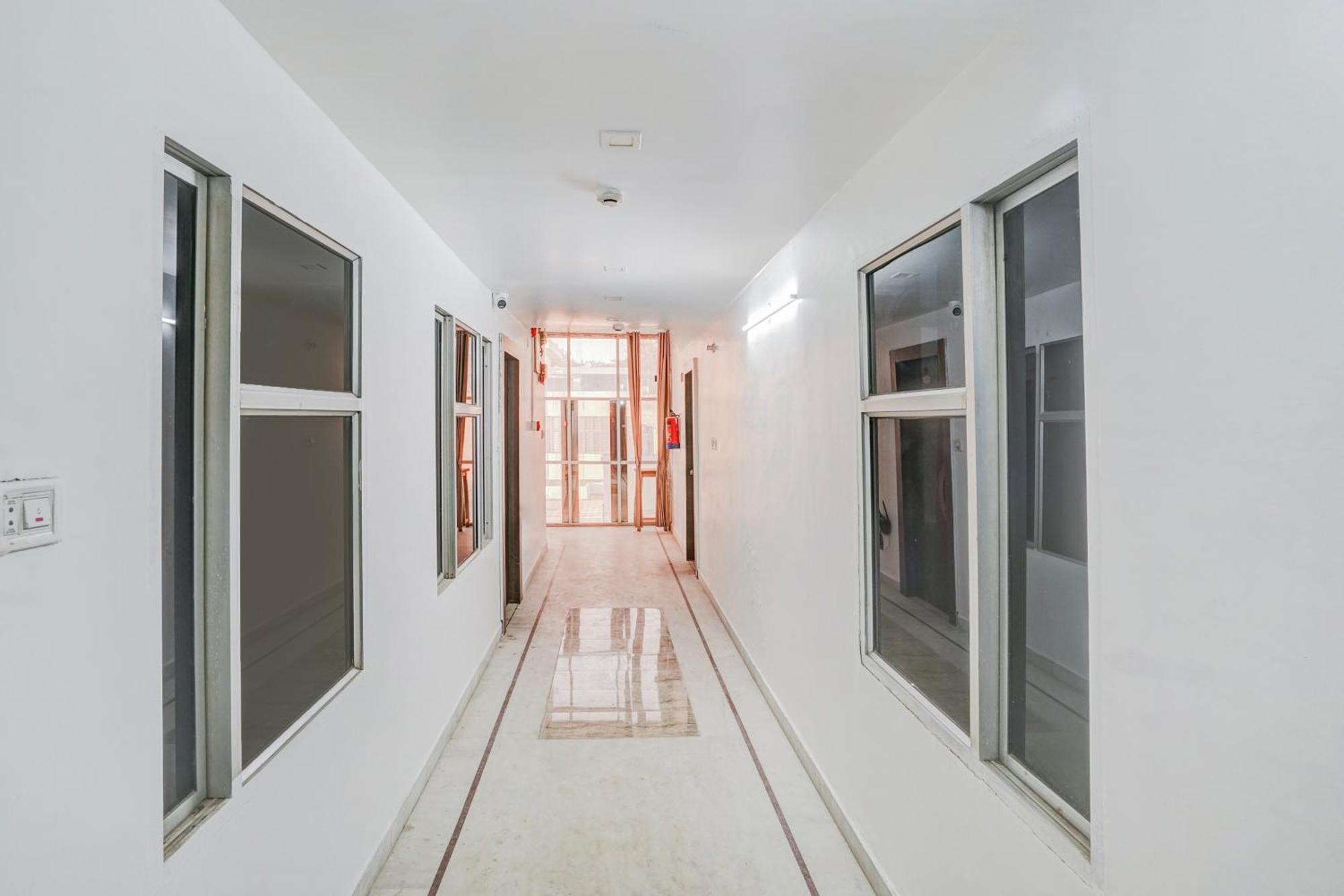 Super O Kaveri Path Formerly Shree Sai Residency Hotel
