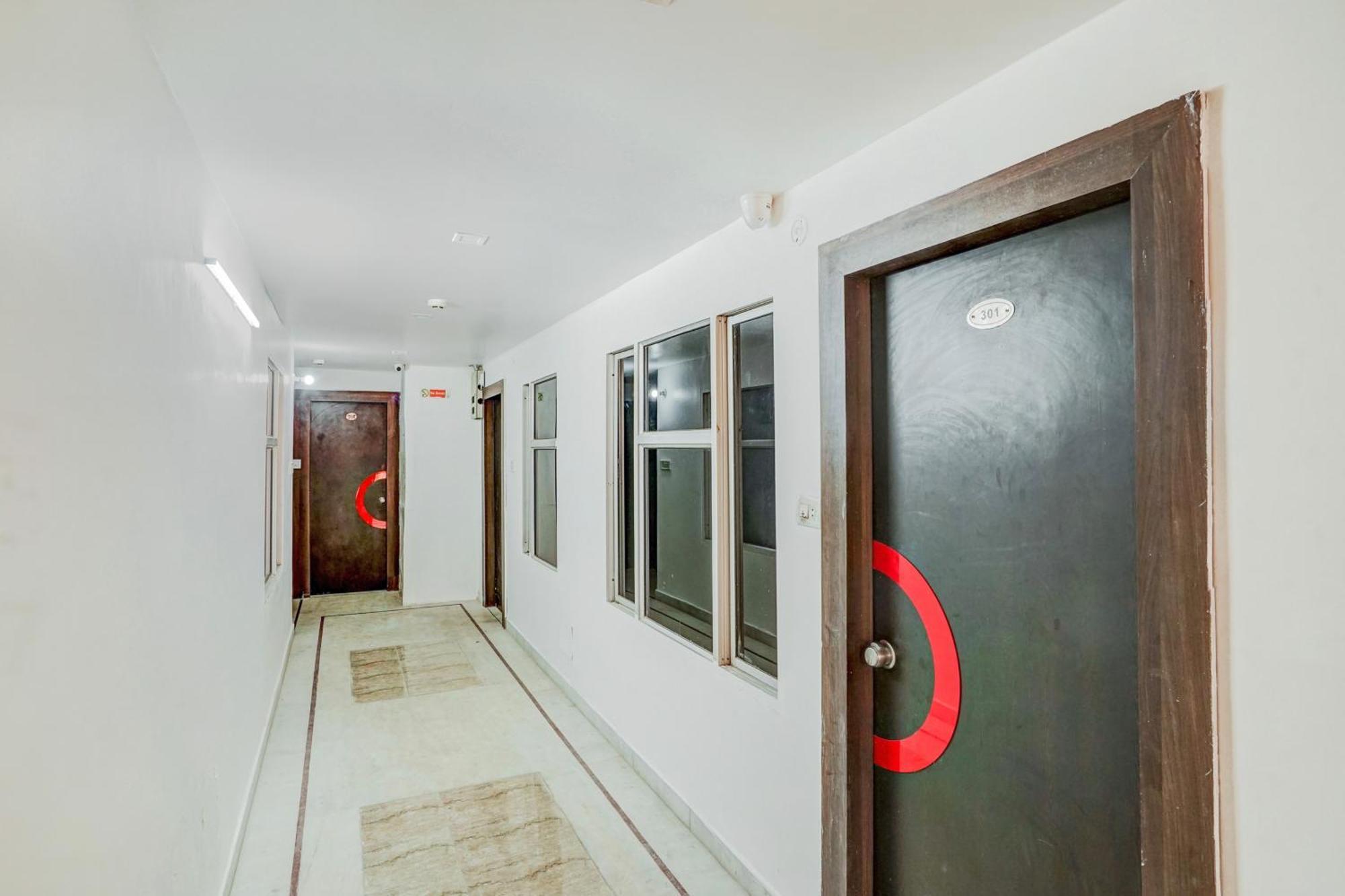 Hotel Super O Kaveri Path Formerly Shree Sai Residency