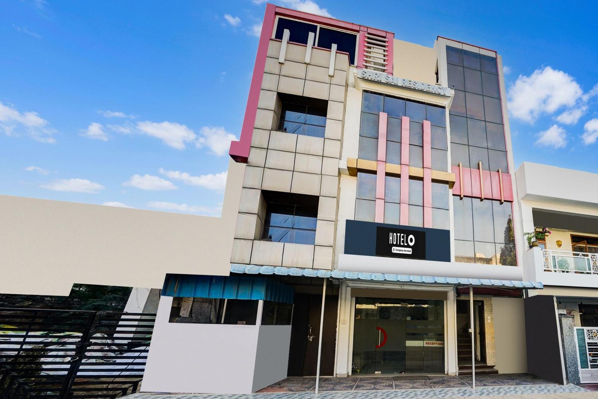 Hotel Super O Kaveri Path Formerly Shree Sai Residency *
